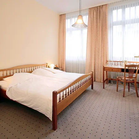 Tryp By Wyndham Centre Hotel 3*