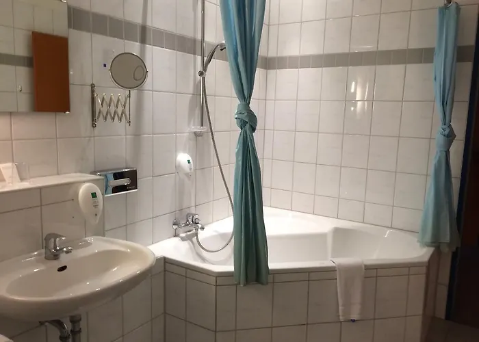 Tryp By Wyndham Centre 3*